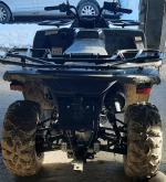 Quad marki Segway AT5 S koloru czarnego