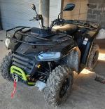 Quad marki Segway AT5 S koloru czarnego