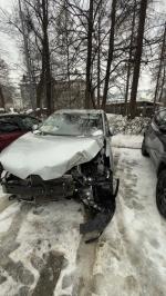 Renault Kadjar, rok prod. 2018, poj.
silnika 1332 cm3, benzyna, lewy przód