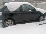 Samochód osobowy Seat Ibiza, rok produkcji: 2000 pojazd uszkodzony, lewy bok pojazdy przerysowany, skorodowane nadkola i lewe drzwi,
uszkodzona boczna lewa szyba. W drzwiach brak zamków, rozładowany akumulator. W kolorze czarnym, prawy bok