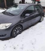 silnik unieruchomiony, niesprawny akumulator, pojazd
posiada uszkodzenia tylnego zderzaka, prawego tylnego nadkola oraz prawego lusterka
wstecznego.