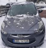 Samochód osobowy Hyundai ix20 w kolorze szary metalik. 