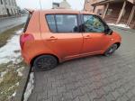 SUZUKI SWIFT SAMOCHÓD OSOBOWY HATCHBACK rok prod. 2005,, pojemność silnika 1328, moc silnika 68, benzyna, prawy bok