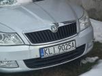 Samochód osobowy Skoda Octavia w kolorze srebrnym