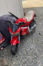 Motorower Gilera DNA50  koloru czerwonego 