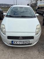 Fiat Punto  2009r., biały przód samochodu 
