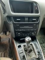 Samochód osobowy Audi Q5 w kolorze czarnym