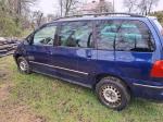 Samochód osobowy wielozadaniowy VOLKSWAGEN SHARAN, 2004, , poj. 1896 cm/3, rodzaj paliwa Olej napędowy, koloru granatowego, pięciodrzwiowy z tyłu pojazdu zamontowany hak holowniczy.
