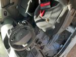 Samochód ciężarowy renault Kangoo koloru białego. Samochód unieruchomiony. 