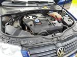 Samochód osobowy VW Passat sedan w kolorze niebieski metalik. Zadbany