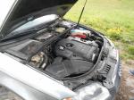Samochód osobowy Audi A4 w kolorze srebrnym silnik pojazdu