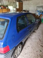  Samochód osobowy Peugeot 106, w kolorze szafirowym akryl, rok produkcji 1999, przebieg 144.185 km.