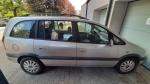 Opel Zafira w kolorze srebrnym