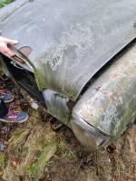 Samochód osobowy Mercedes Benz, wrak, rok produkcji 1965